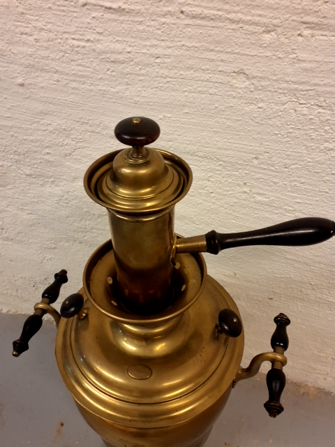 Flot Samovar Messing
